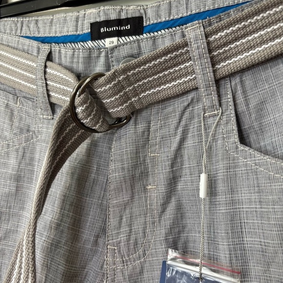 🎉3/20$🎉 Blumind NWT Gray Utility Shorts with Belt - Size 29 - Picture 2 of 7